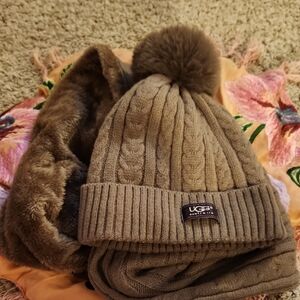UGG New Brown Cable Knit Beanie and Scarf Set NEW